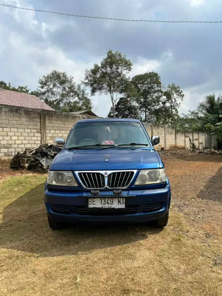 MITSUBISHI KUDA DIAMOND 2002