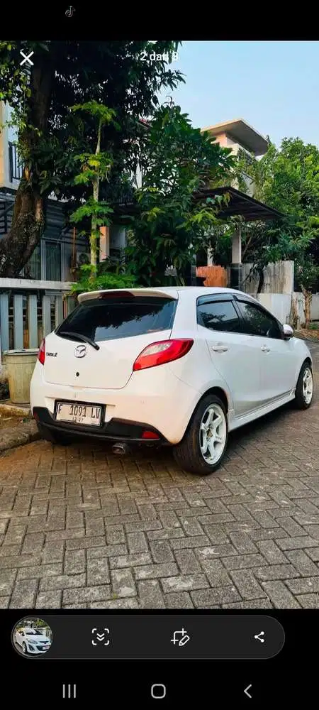 Mazda 2 2012 Bensin