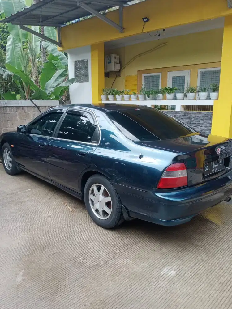 onda Accord Cielo Tahun 1997 (VTEC)