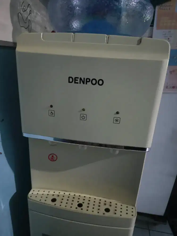 Dispenser DENPO