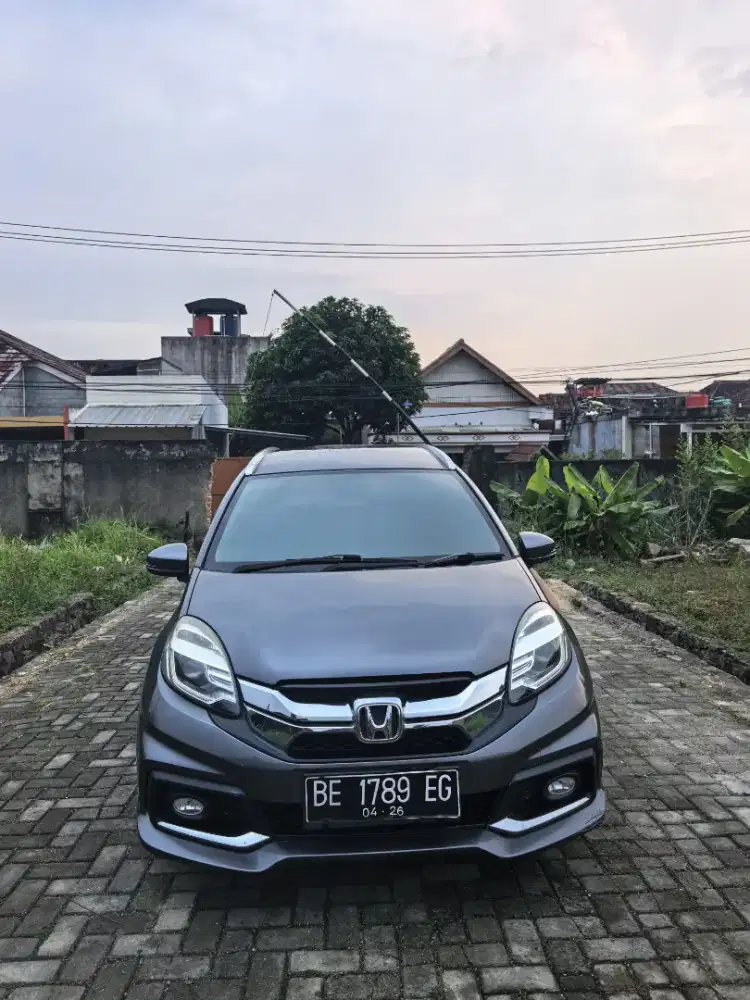 Mobilio RS CVT 2016