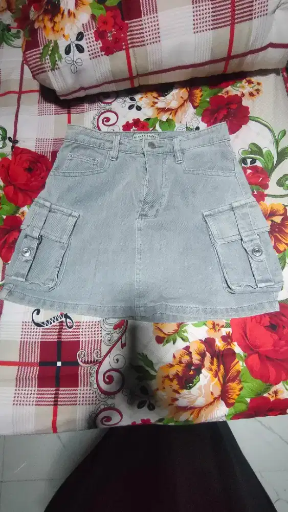 Rok jeans tebal