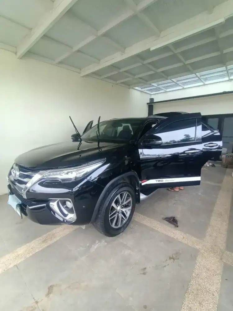 Jual Mobil Fortuner