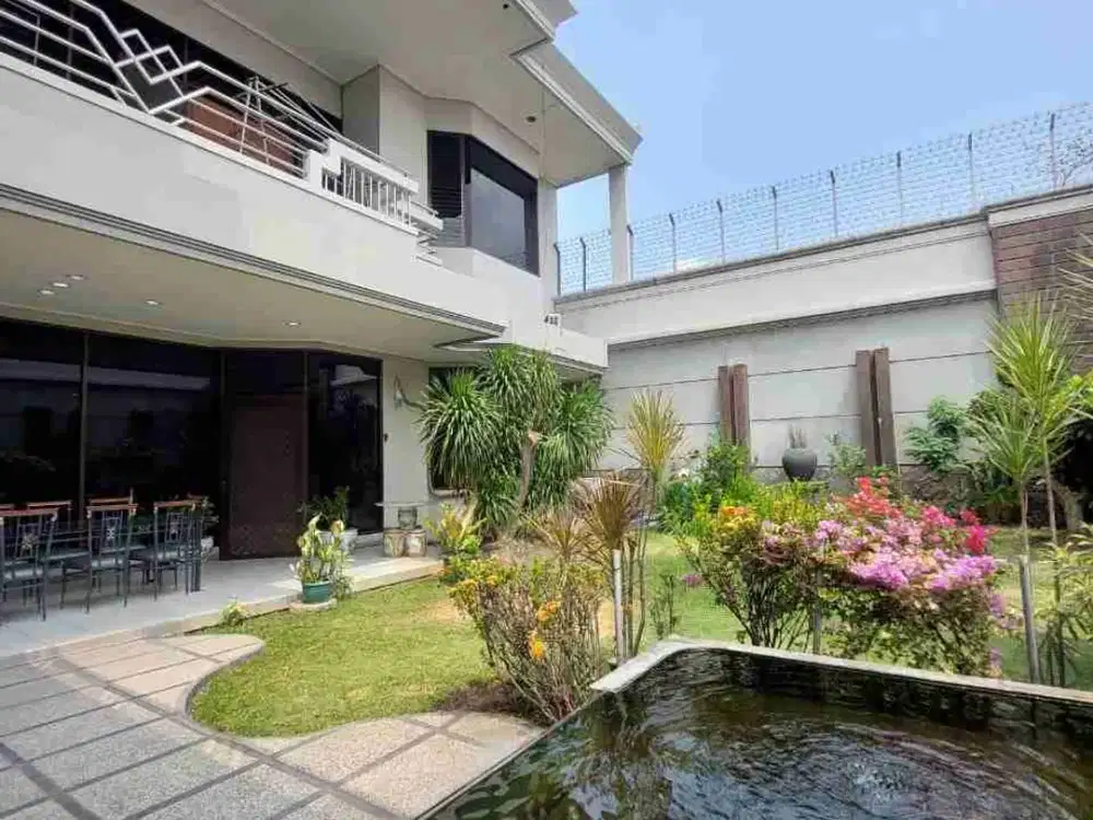 Kupang Indah, Boulevard. Rumah mewah