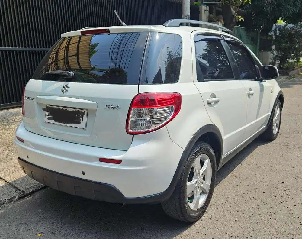 Suzuki SX4 2012 Bensin