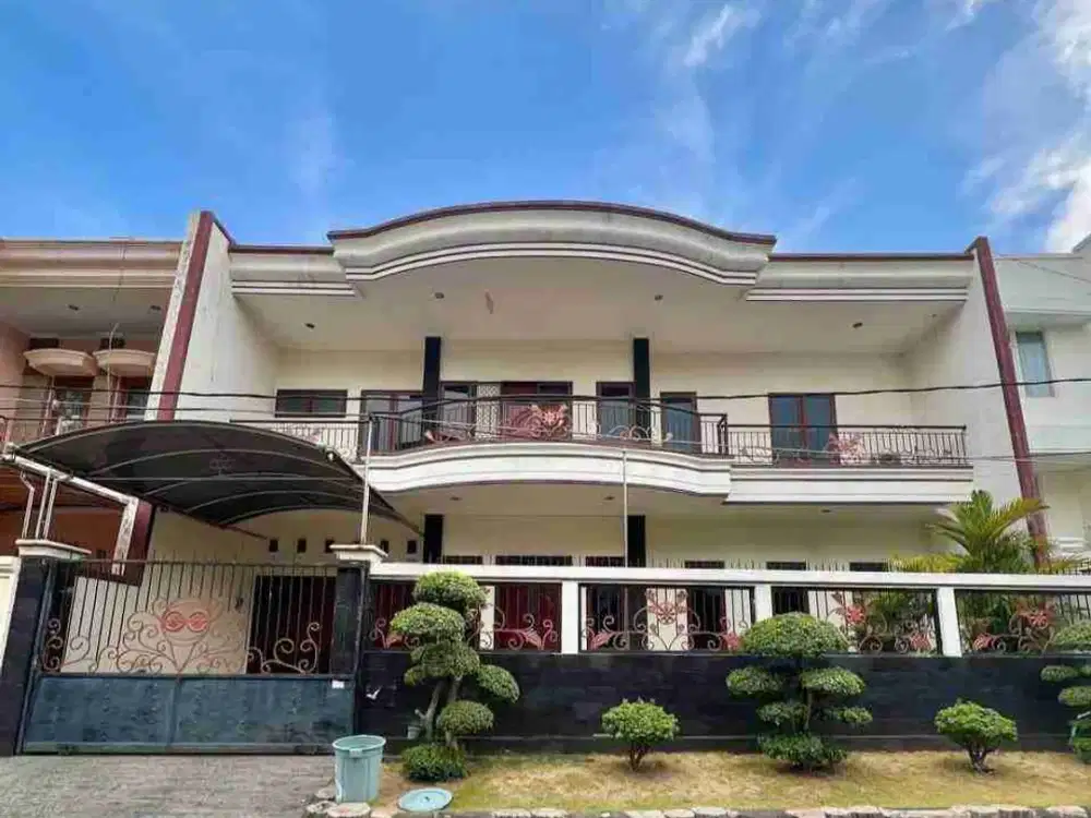 Jual Rumah Mewah Mediteranian Classic Siap Huni Darmo Hill. Lokasi Strategis dekat Mayjen Sungkono, Ciputra World. Murah. Nego