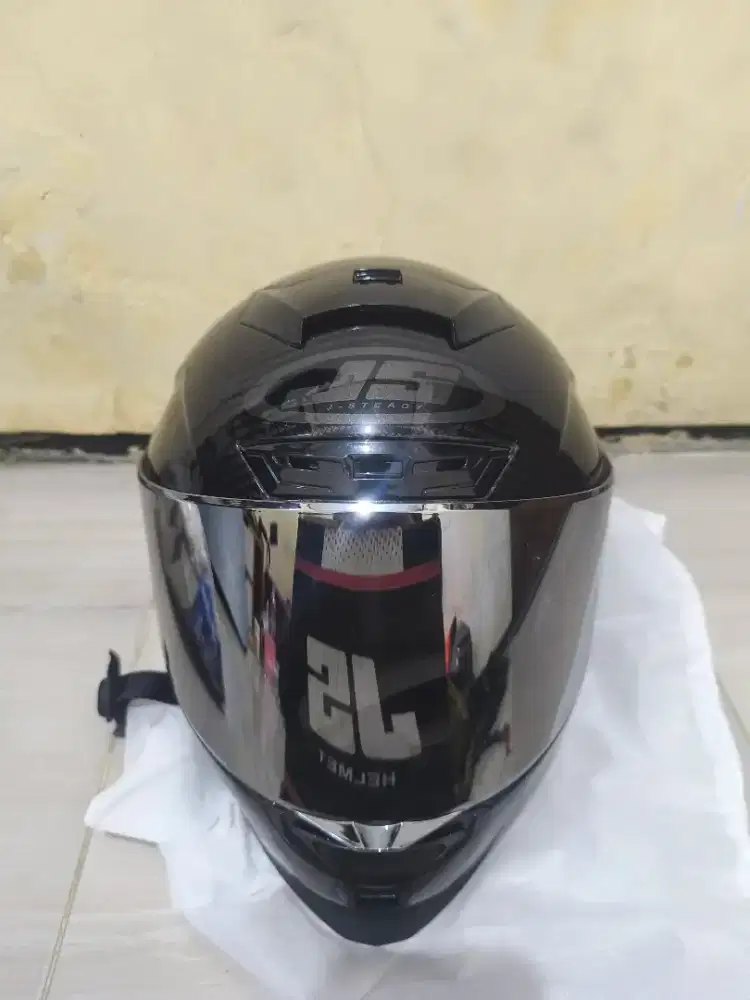 Jual helm full face bekas