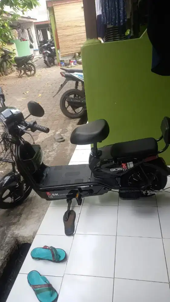 Sepeda listrik baru 4 hari beli baru
