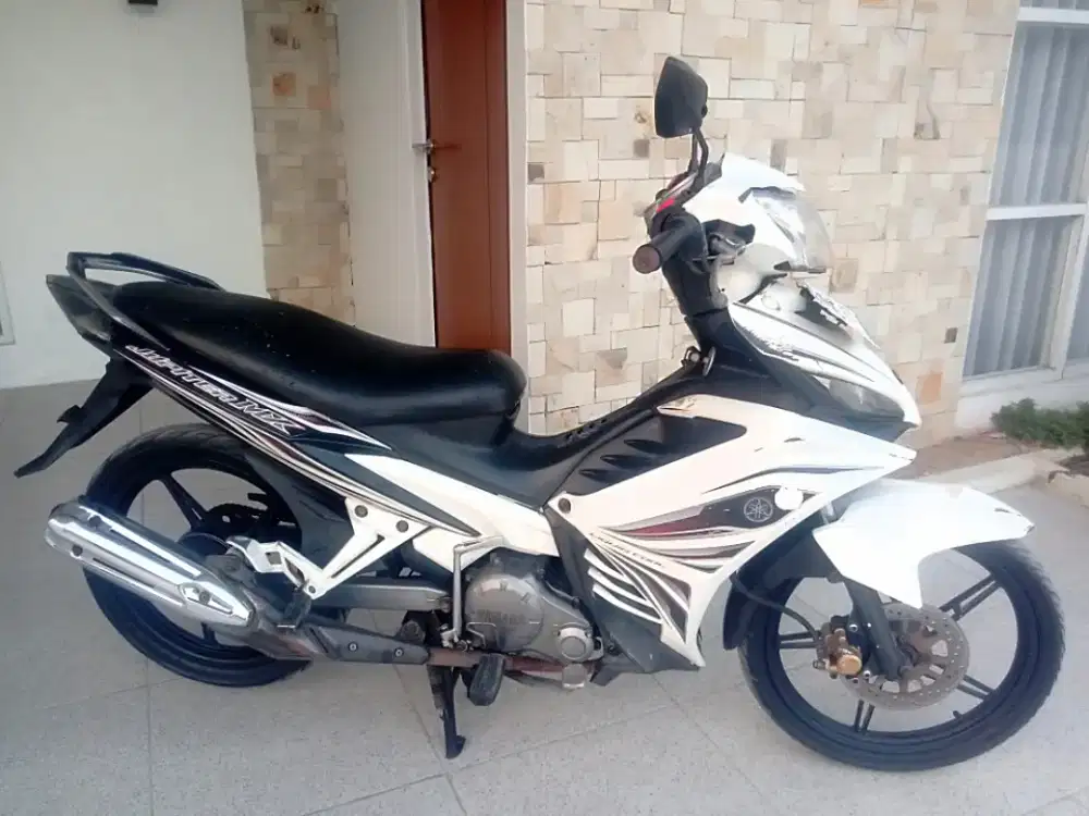 JUPITER MX NEW 2013
Mesin HALUS/SEHAT OK
Ss LENGKAP,,Siap Pakai