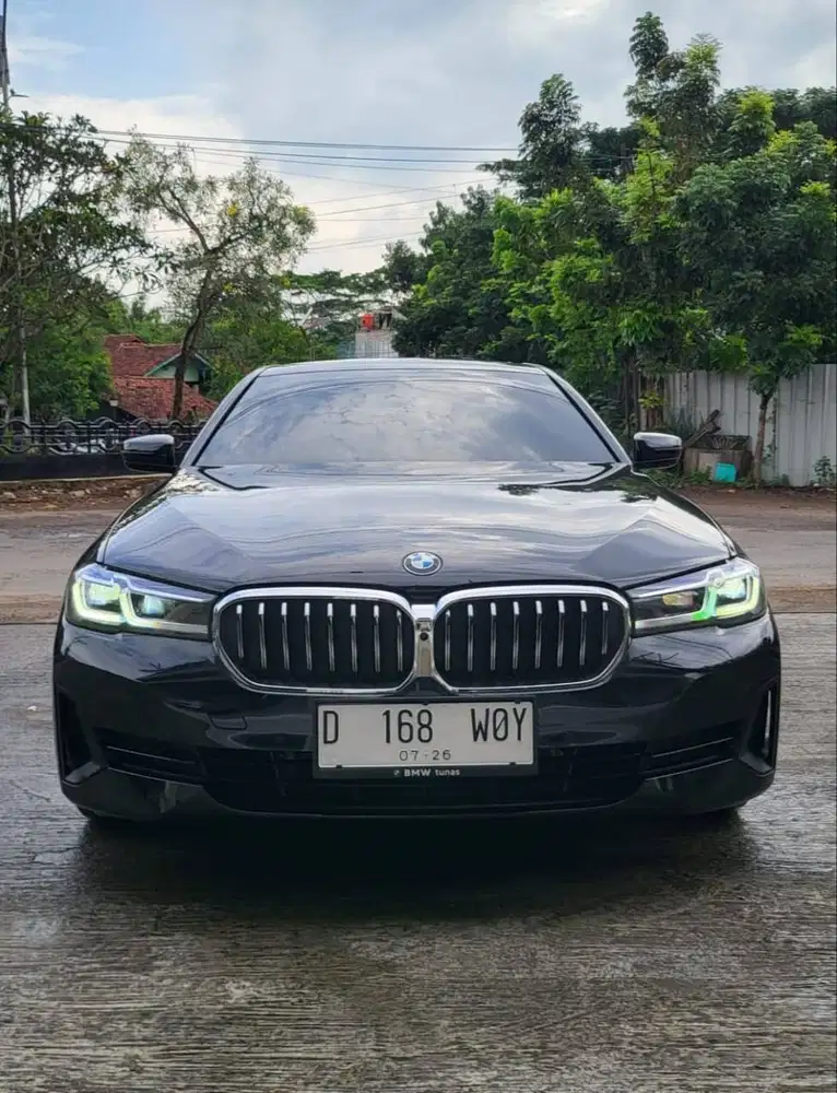 BMW 530i G30 LCI 2021 Hitam | KM 12 Ribu Asli | Tangan 1 | Pajak Hidup