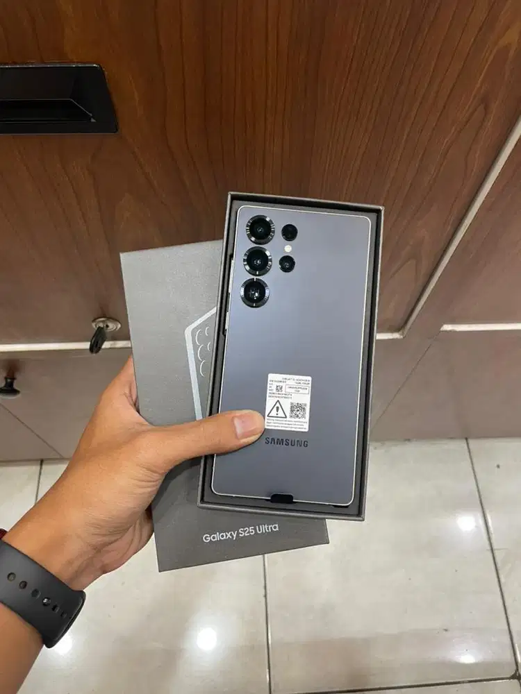 samsung s25 ultra 12/256Gb