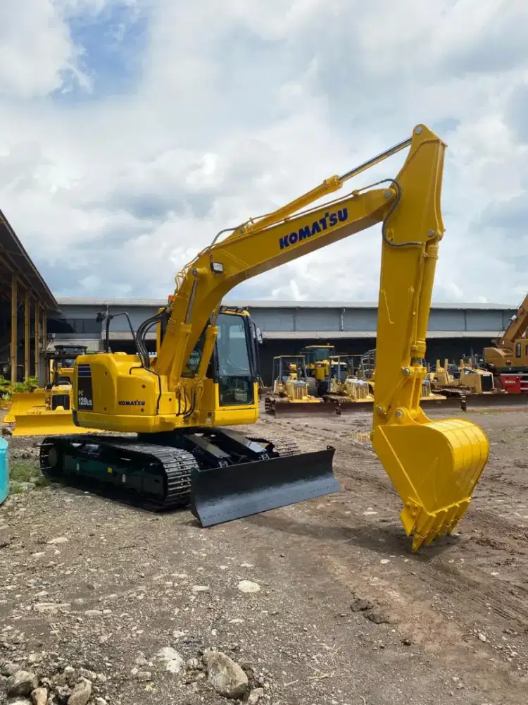 Komatsu PC128US-8 Tahun 2026