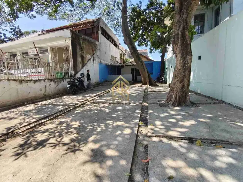 rumah 1lantai lokasi sangat strategis di sayap riau bandung kota