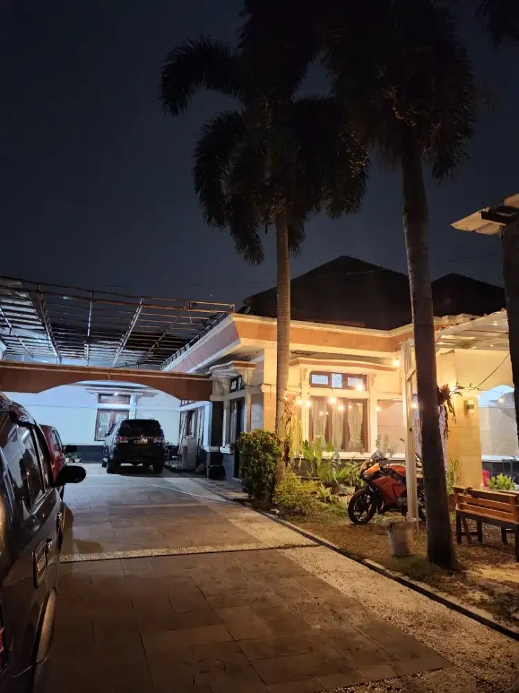 DISEWAKAN RUMAH & KOST AN