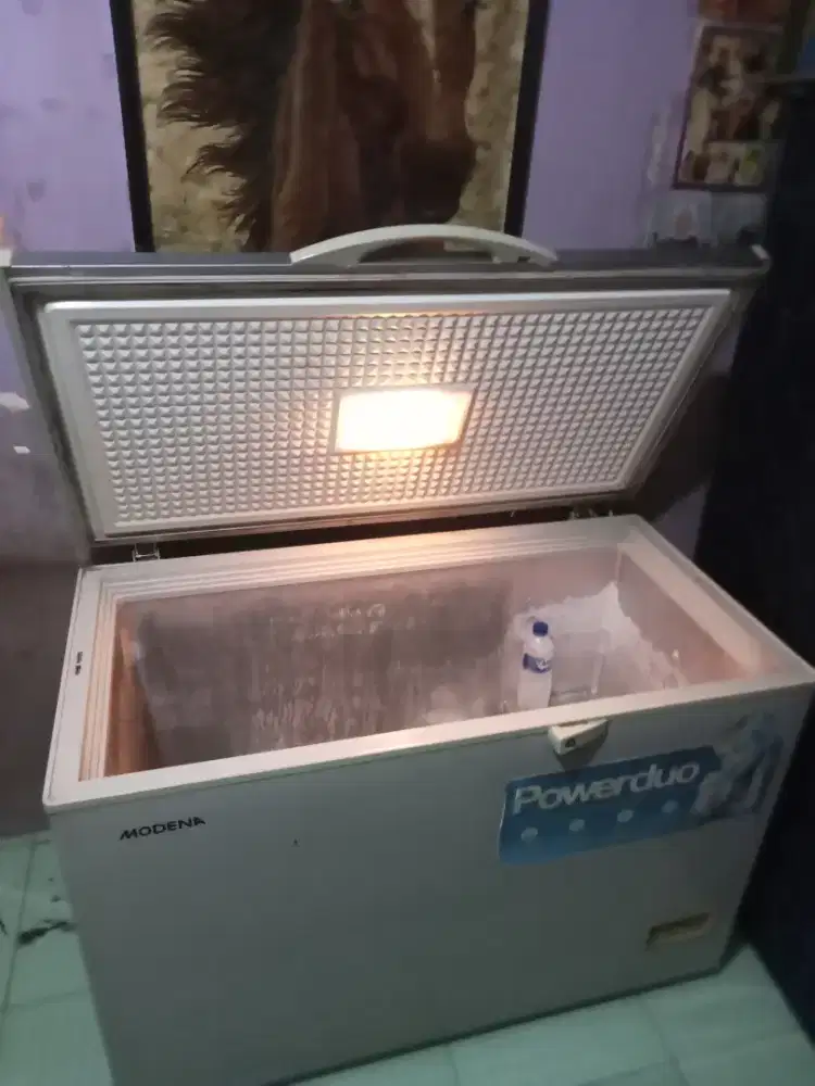 Chest freezer Modena 300 L mesin ORIginal