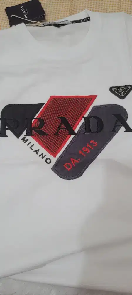 T-Shirt Prada Putih M
