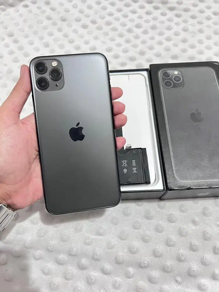 iphone 11 pro max 512gb all oprator