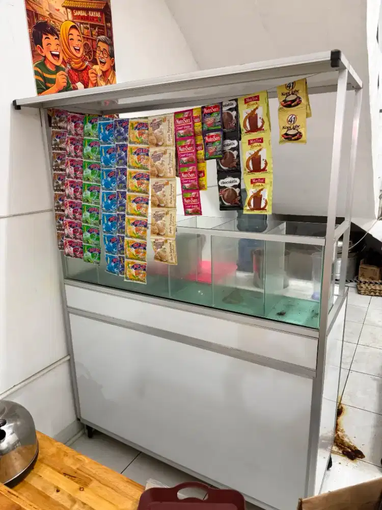 Dijual cepat usaha cafe resto minuman