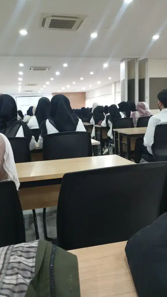 Cari pekerjaan halal