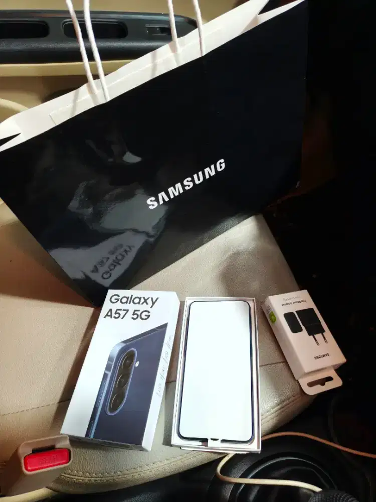 Samsung A57 8/256 new