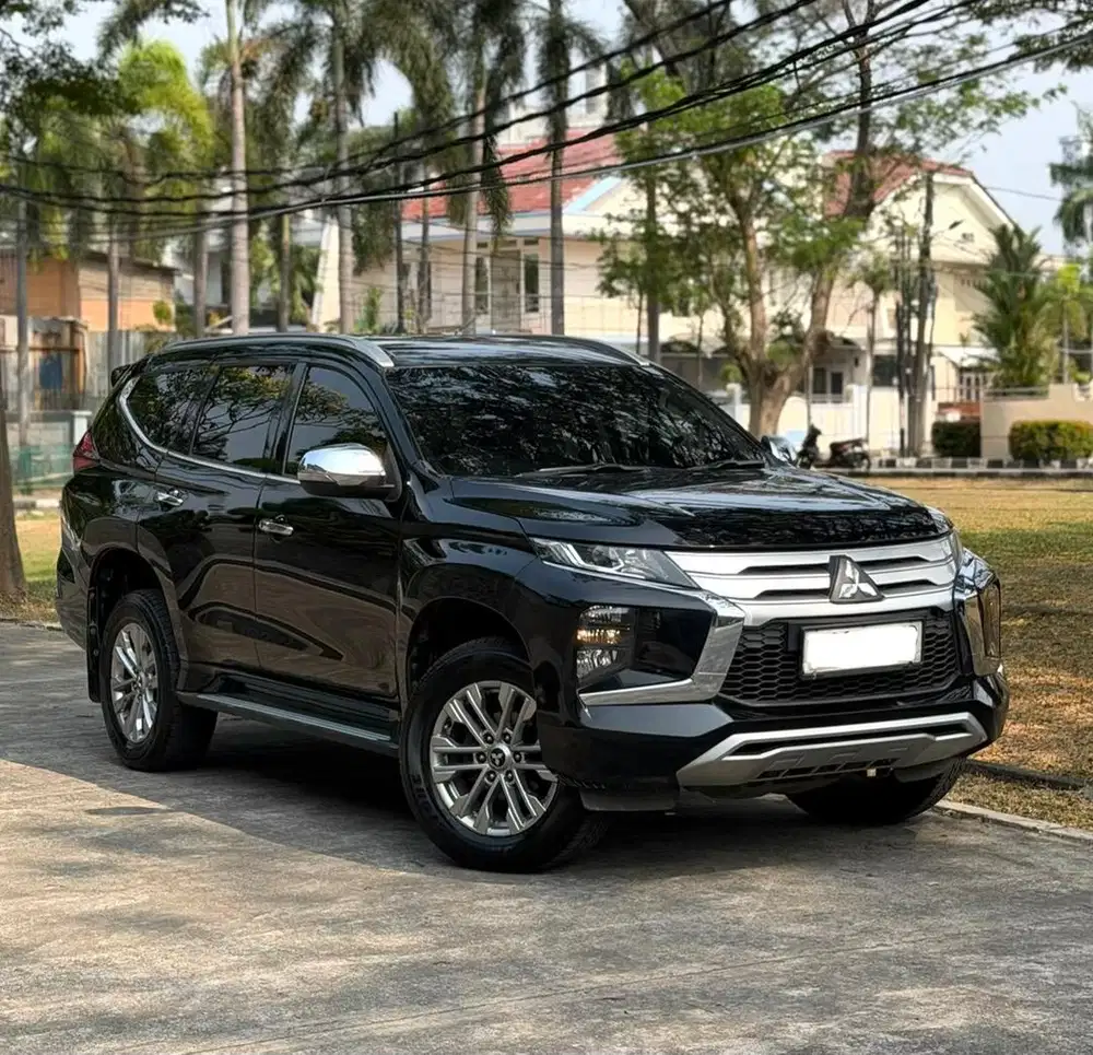 MITSUBISHI PAJERO EXCEED 4x2 FACELIFT TAHUN 2022 WARNA HITAM PAJAK PJG
