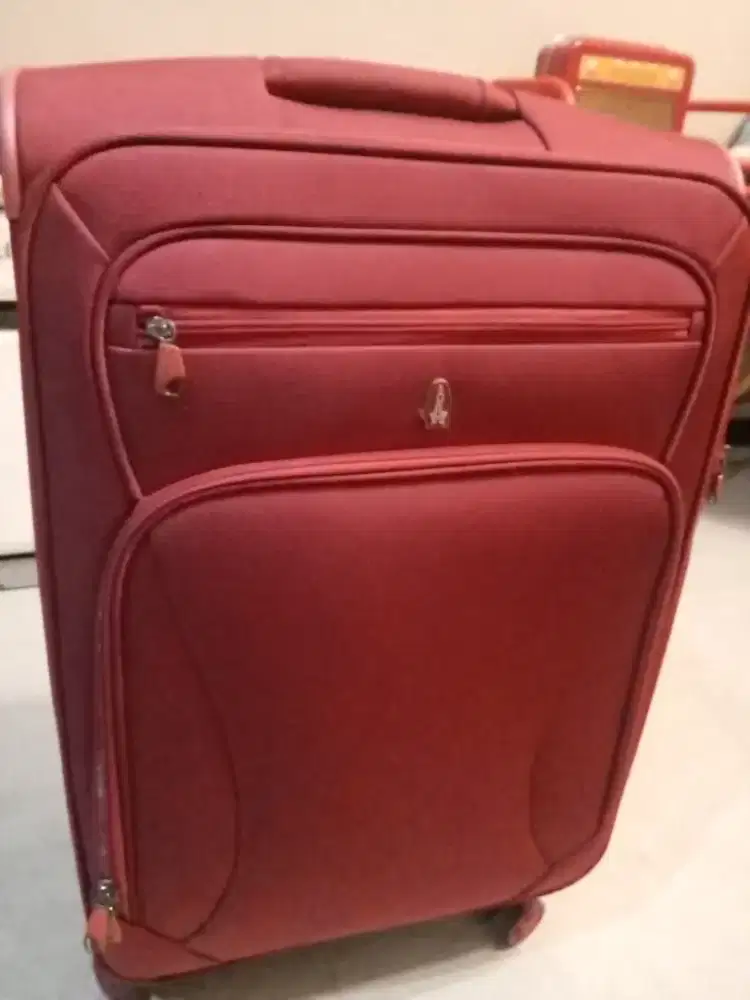 Koper Hush Puppies 24 Softcase Original
