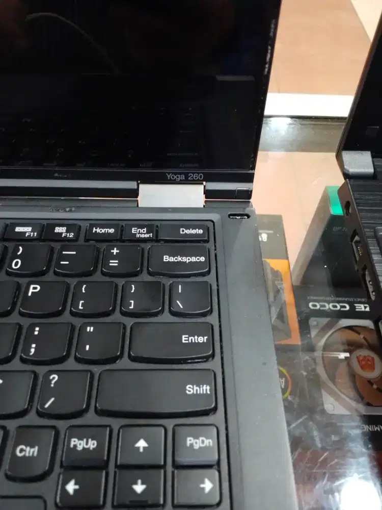 Laptop Lenovo Yoga 260
