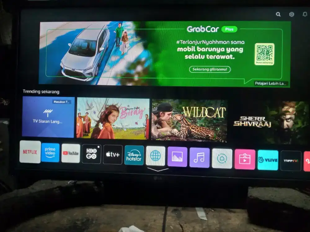 LG 32inc smart blutot