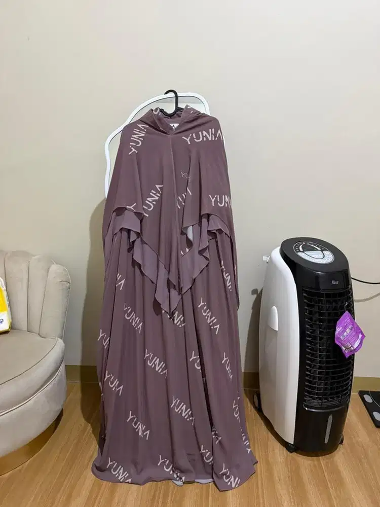 Baju syar'i yunia