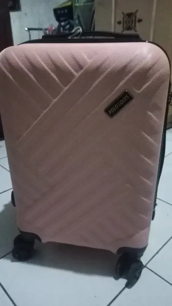 Koper warna pink