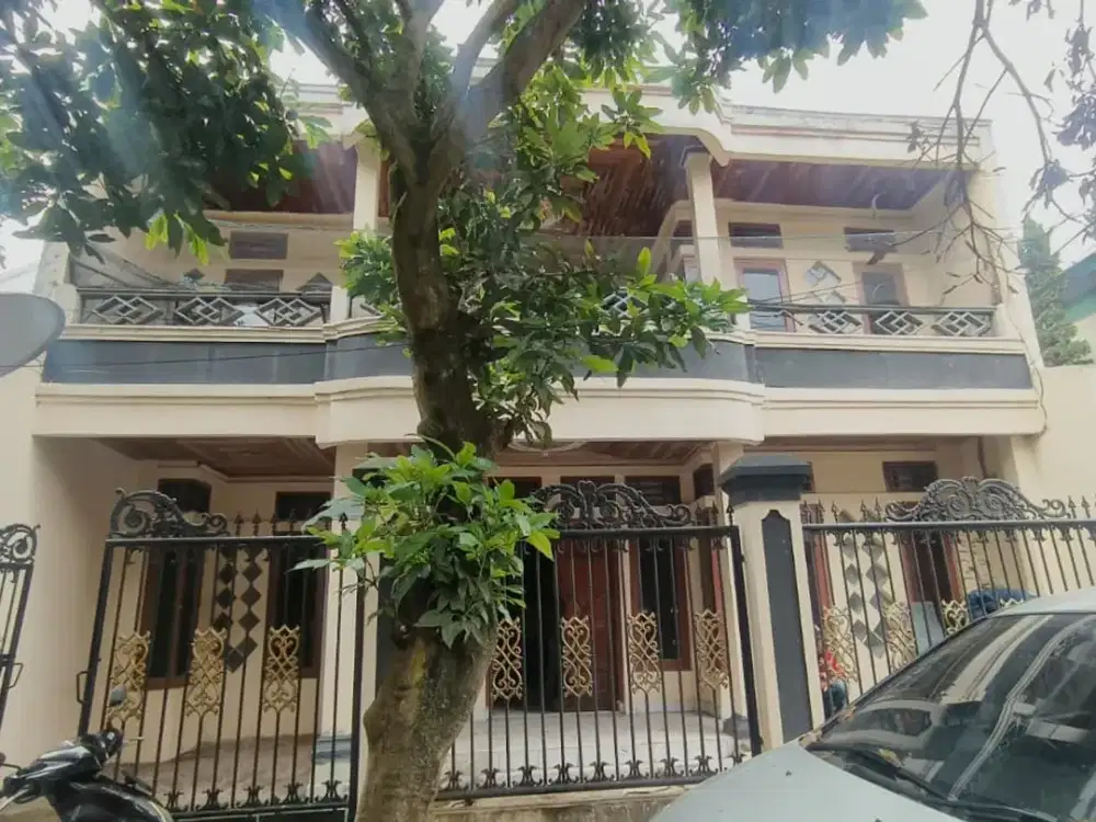 Jual rumah 2 lantai di puri cipageran cimahi