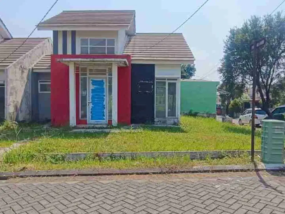 Dijual murah abis rumah semi realestate posisi di hoek di Citra Indah City Jonggol