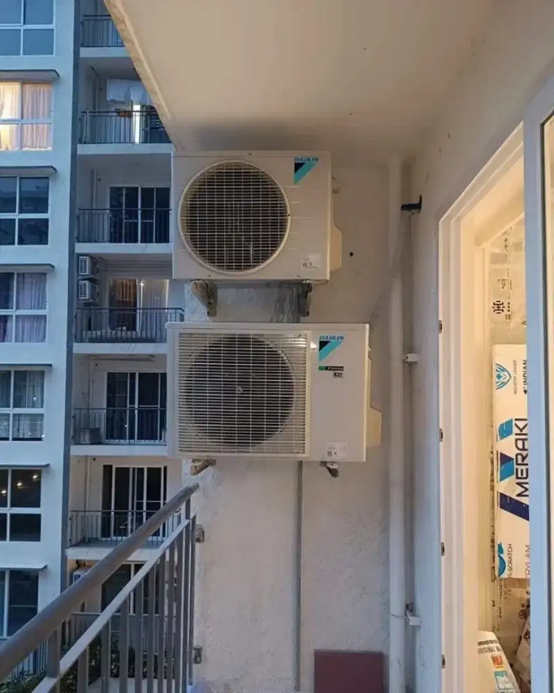 Service AC panggilan, pemasangan baru,bongkar pasang,cuci rutin