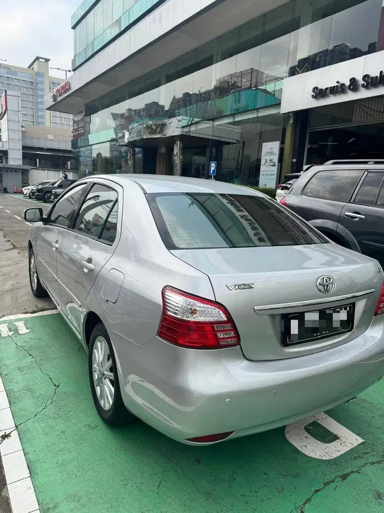DIJUAL TOYOTA VIOS MATIC TAHUN 2011