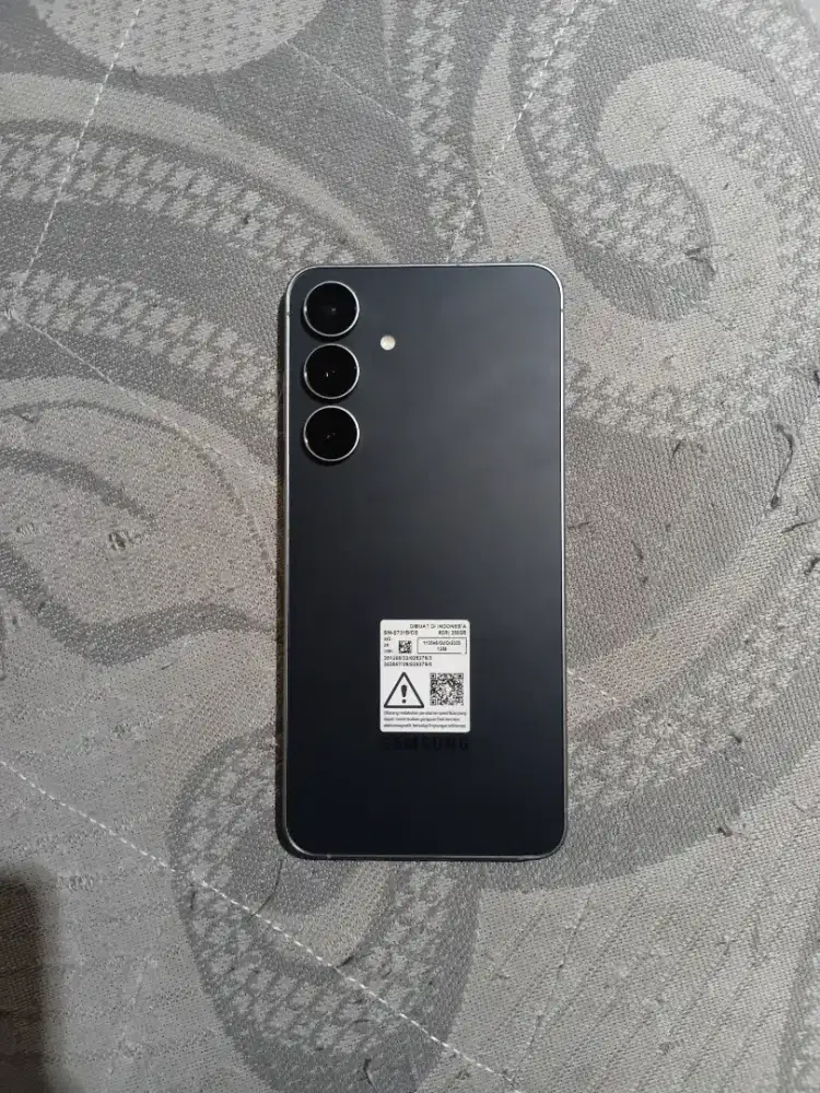 Samsung Galaxy S25 FE