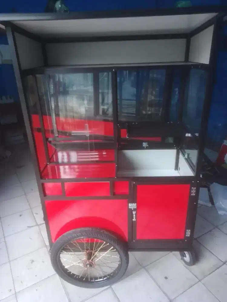 Gerobak Jualan Aneka Makanan