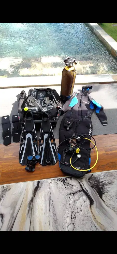 Complete Scuba Diving Set Scubapro / Aqua Lung / Mares