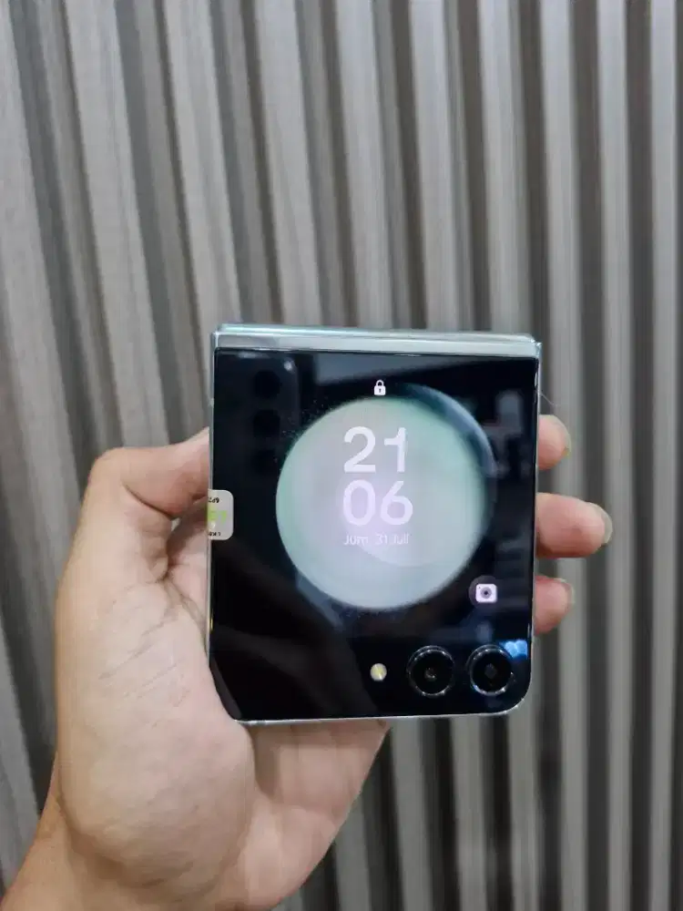 Samsung Z Flip 5 5G 8/256 Sein