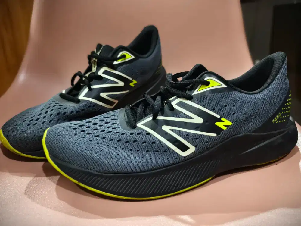 New Balance Pesu (43)
