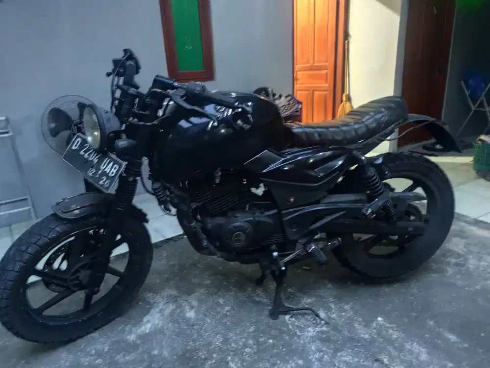 BAJAJ PULSAR 220 DTSI NEGOO