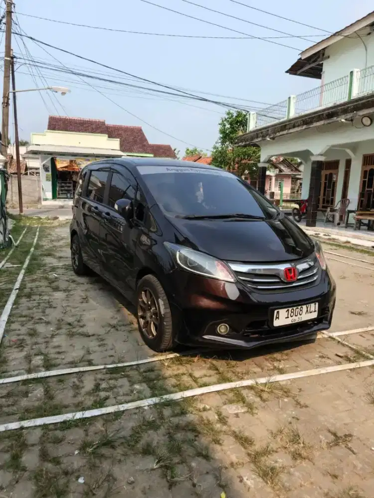Honda freed 2013