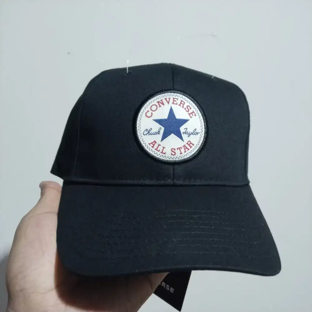 Topi converse pria
