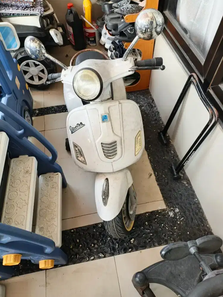 Motor vespa anak