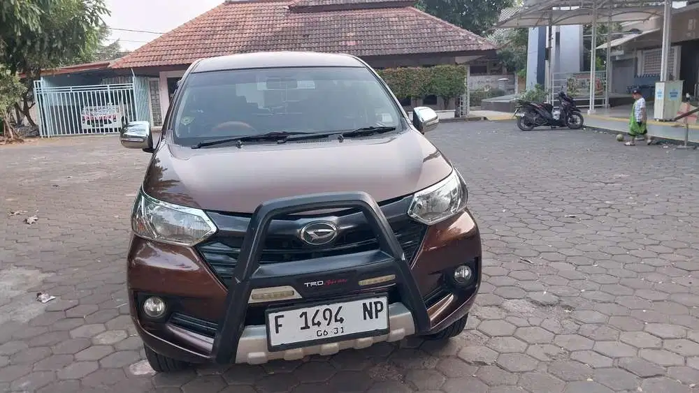 Daihatsu Xenia 1.0 m deluxe manual 2016 Bensin