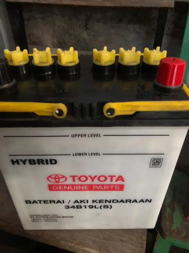 Aki Toyota Genuine Parts 34B19L(S) Kondisi Normal