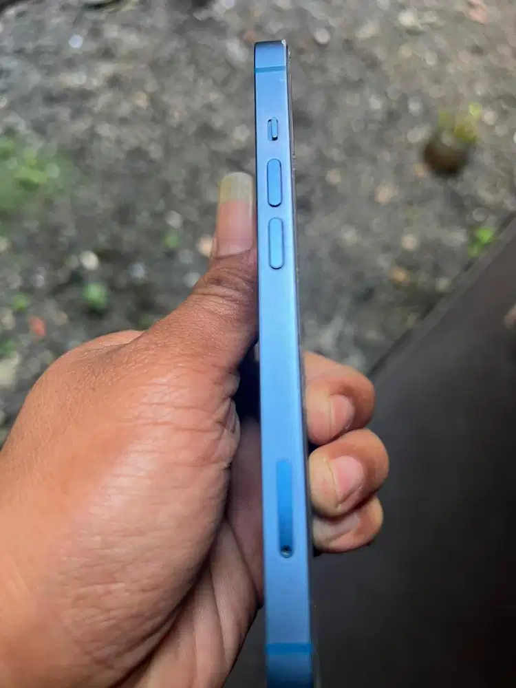 Iphone 13 256 minus retak bawah