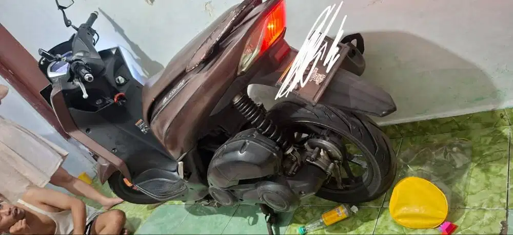 Jual murah motor lexi brown