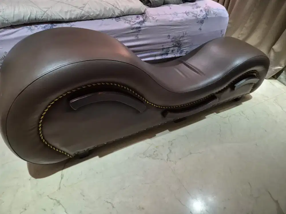Love Tantra Sofa