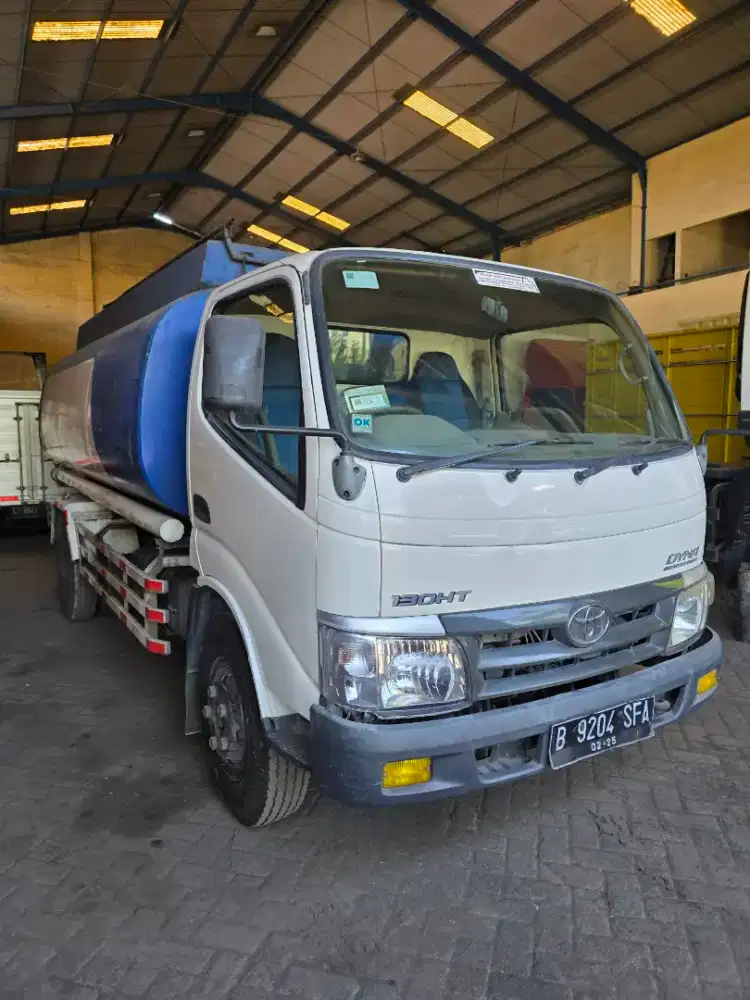 FS Toyota Dyna 130HT Tangki Besi 8000L 2015 pmk 2016