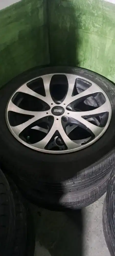 R18, 235/50 Lobang 5